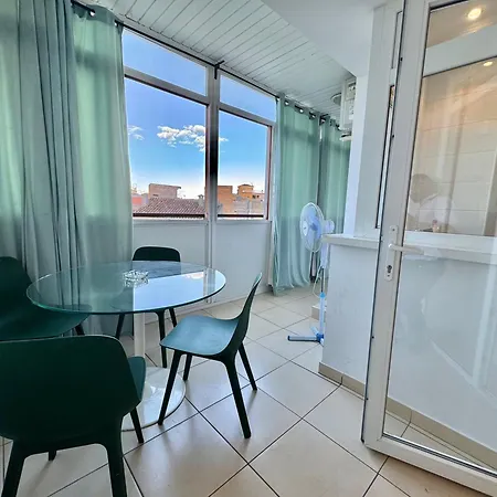 Apartment Millstower De Steram Flats